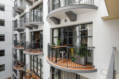 Photo of property in Atrium Towers, 4i/154 The Terrace, Wellington Central, Wellington, 6011