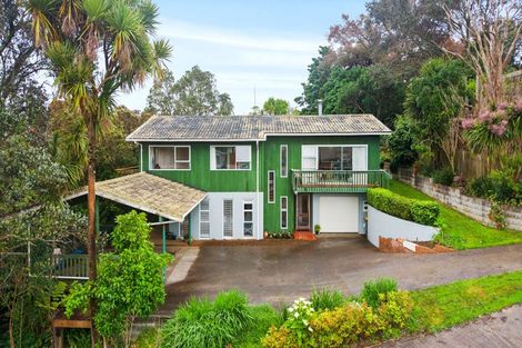 Photo of property in 37 Haseler Crescent, Howick, Auckland, 2014