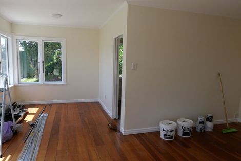 Photo of property in 21 Tiromoana Road, Raumati South, Paraparaumu, 5032