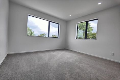 Photo of property in 91a Glenmore Road, Sunnyhills, Auckland, 2010