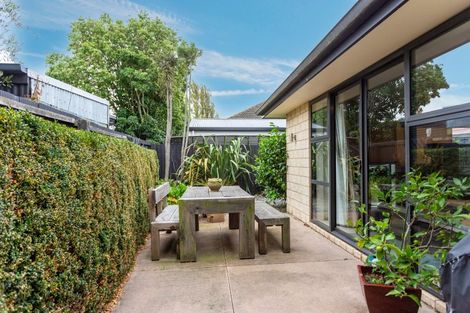 Photo of property in 4 Bard Street, Somerfield, Christchurch, 8024