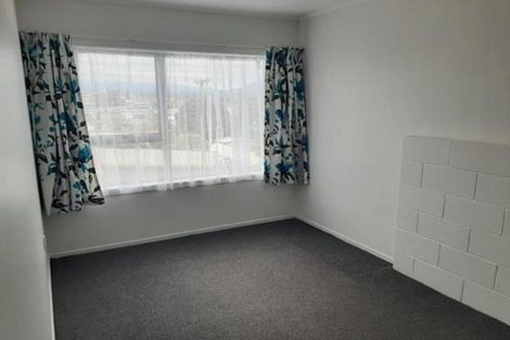 Photo of property in 11 Scott Street, Moturoa, New Plymouth, 4310