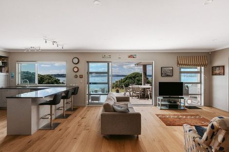 Photo of property in 109 Harbour View Road, Omokoroa, 3114