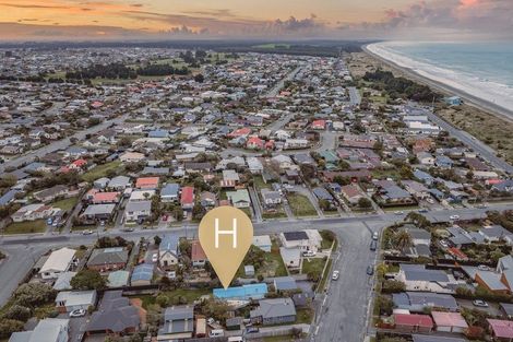 Photo of property in 8 Jutland Street, North New Brighton, Christchurch, 8083