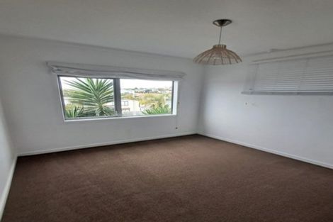 Photo of property in 2/21 Hythe Terrace, Mairangi Bay, Auckland, 0630