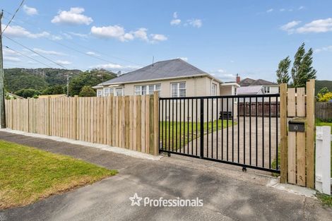 Photo of property in 10 Hughes Crescent, Taita, Lower Hutt, 5011