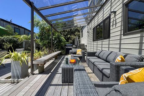 Photo of property in 89a Hebron Road, Waiake, Auckland, 0630