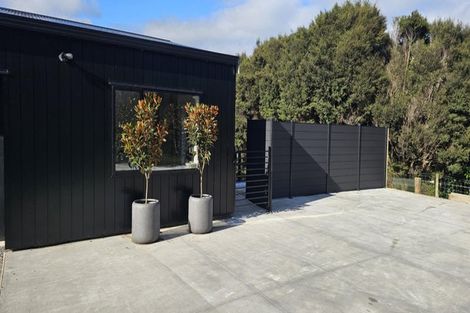 Photo of property in 266 Airlie Road, Plimmerton, Porirua, 5026