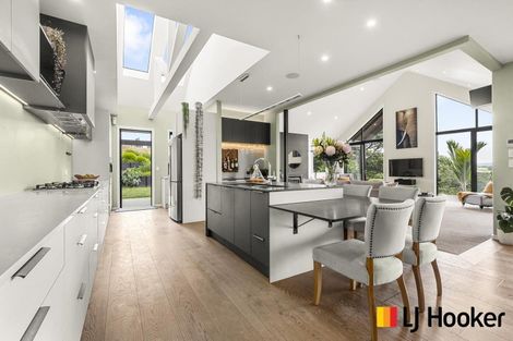 Photo of property in 19 William Andrew Road, Pukekohe, 2120