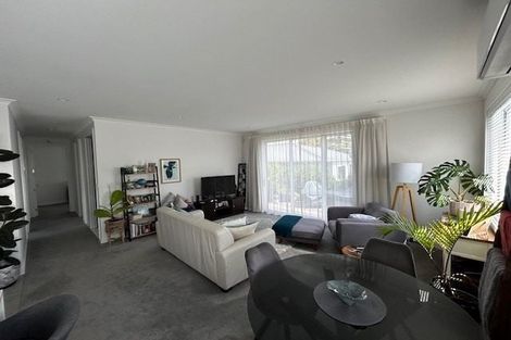 Photo of property in 258 Birkdale Road, Birkdale, Auckland, 0626