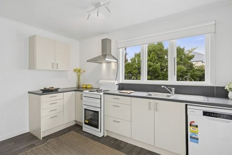 Photo of property in 57 Royal Crescent, Saint Kilda, Dunedin, 9012