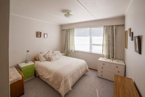 Photo of property in 36 Witham Street, Island Bay, Wellington, 6023