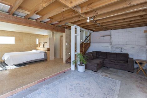 Photo of property in 43 Kaitawa Crescent, Paraparaumu, 5032