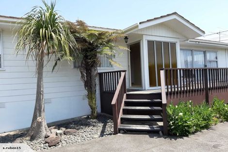 Photo of property in 16 Forest Hill Road, Henderson, Auckland, 0612