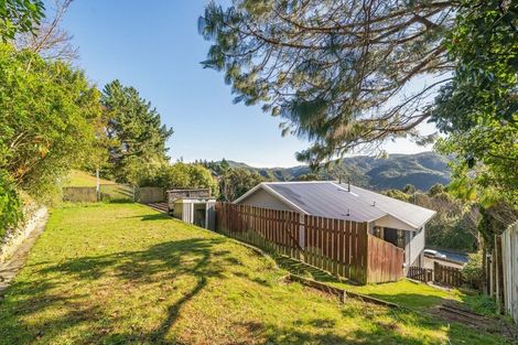Photo of property in 110 Holborn Drive, Stokes Valley, Lower Hutt, 5019
