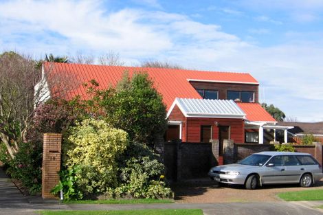 Photo of property in 16 Akaroa Avenue, Awapuni, Palmerston North, 4412