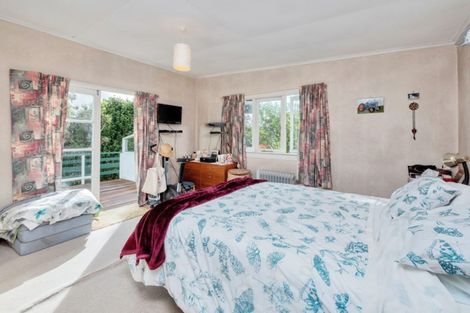 Photo of property in 72 Lyon Road, Waimauku, 0883