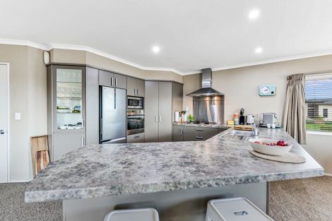 Photo of property in 27 Heathfield Avenue, Huntington, Hamilton, 3210