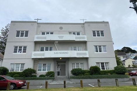 Photo of property in San Marino Apartments, 2/4 Oak Park Avenue, Te Aro, Wellington, 6011