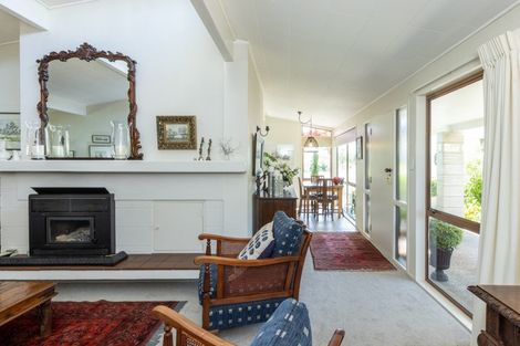 Photo of property in 72 Puketapu Road, Taradale, Napier, 4112