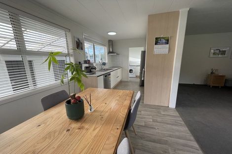 Photo of property in 23 Kowhai Street, Hamilton Lake, Hamilton, 3204