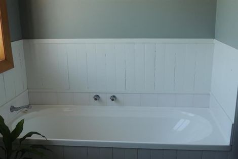 Photo of property in 23 Anzac Avenue, Onekawa, Napier, 4110