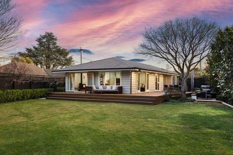 Photo of property in 39 Manor Place, Bryndwr, Christchurch, 8053