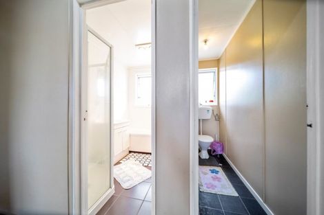 Photo of property in 50a Sole Avenue, Bell Block, New Plymouth, 4312