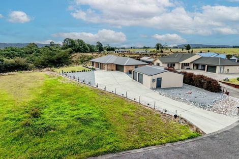 Photo of property in 8 Pukaki Avenue, Ngahere, 7872