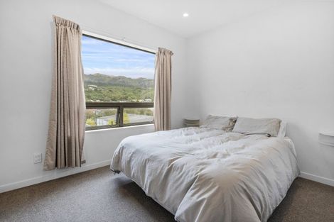 Photo of property in 2/7 Handyside Street, Tawa, Wellington, 5028