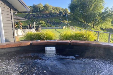 Photo of property in 204 Eskridge Drive, Eskdale, Napier, 4182