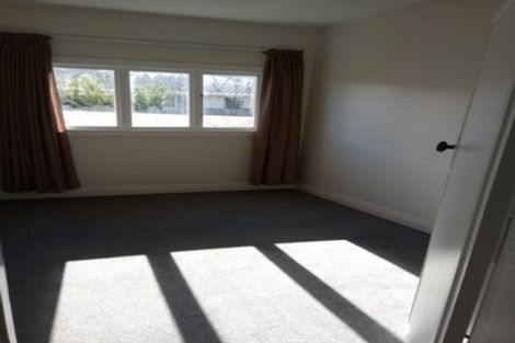 Photo of property in 15 Owles Terrace, New Brighton, Christchurch, 8061