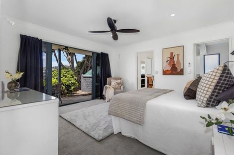 Photo of property in 6 Mariners Way, Whitby, Porirua, 5024