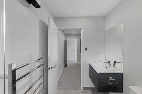 Photo of property in 2/58 Elizabeth Street, Riccarton, Christchurch, 8041