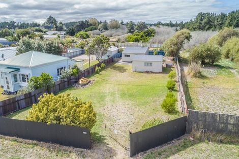 Photo of property in 15 Barling Street, Himatangi Beach, Foxton, 4891