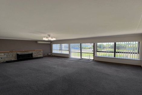 Photo of property in 31 Halberg Street, Papakura, 2110