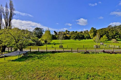 Photo of property in 20 Waitoki Road, Waitoki, Kaukapakapa, 0871
