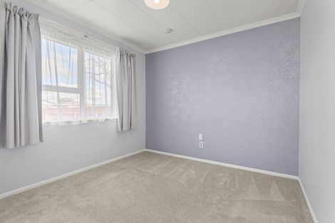 Photo of property in 24 Sutherland Crescent, Westbrook, Palmerston North, 4412