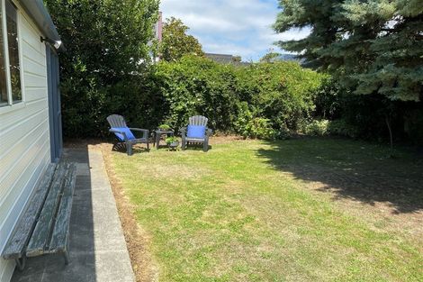 Photo of property in 6 Haynes Avenue, Upper Riccarton, Christchurch, 8041