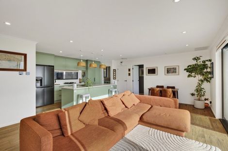 Photo of property in 428 Coast Road, Warea, New Plymouth, 4381