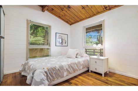 Photo of property in 230 Atkinson Road, Titirangi, Auckland, 0604