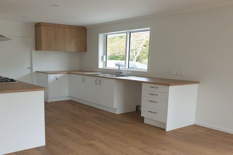 Photo of property in 1363 State Highway 16, Waimauku, 0883