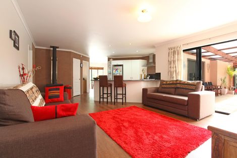 Photo of property in 25 Kauri Lane, Huntly, 3771