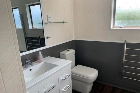 Photo of property in 38 Makora Road, Otaihanga, Paraparaumu, 5036