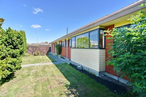 Photo of property in 2 Mayo Place, Belfast, Christchurch, 8051