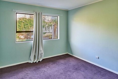 Photo of property in 3 Naver Place, Papakowhai, Porirua, 5024