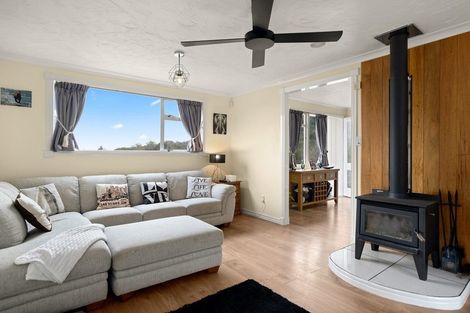 Photo of property in 41 Dingadee Street, Welcome Bay, Tauranga, 3112