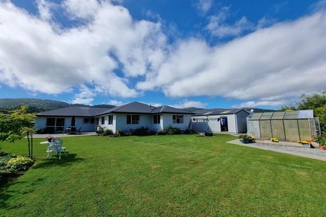 Photo of property in 20 Westvale Drive, Greymouth, 7805