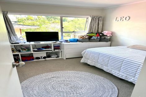 Photo of property in 2/20 Malters Place, Browns Bay, Auckland, 0630