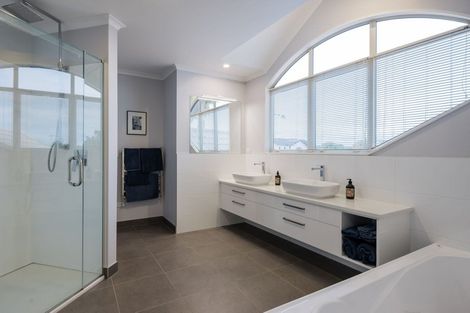 Photo of property in 10 Helmsdale Court, Huntington, Hamilton, 3210